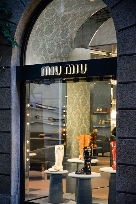 foto di miu miu milano